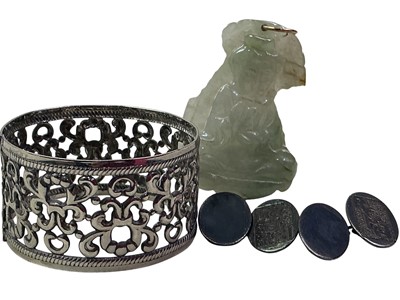 Lot 92 - CHINESE JADE PENDANT