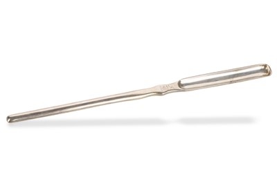 Lot 33 - GEORGIAN SCOTTISH SILVER MARROW SCOOP