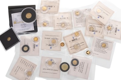Lot 40 - COLLECTION OF GOLD MINIATURE COINS