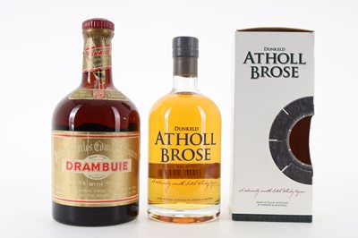Lot 40 - DRAMBUIE 1970S 23 2/4 FL OZ AND DUNKELD ATHOLL BROSE 50CL
