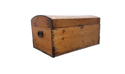 Lot 335 - PINE CABIN TRUNK