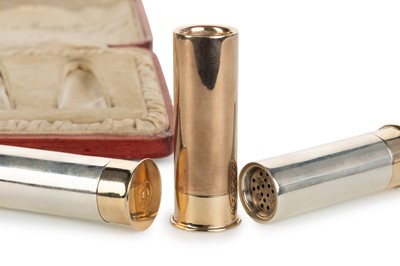 Lot 54 - FINE GEORGE V SCOTTISH SILVER TRIO OF PEPPER POTS