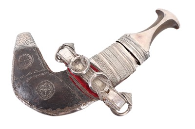 Lot 1195 - OMANI KHANJAR