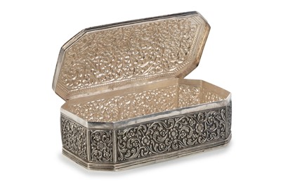 Lot 808 - EASTERN WHITE METAL BOX