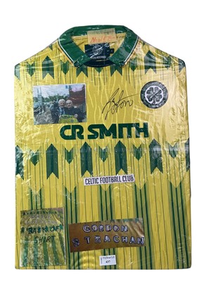 Lot 437 - CELTIC F.C. JERSEY