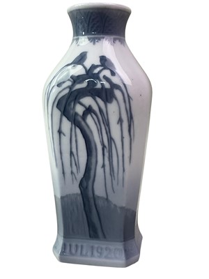 Lot 537 - ROYAL COPENHAGEN VASE