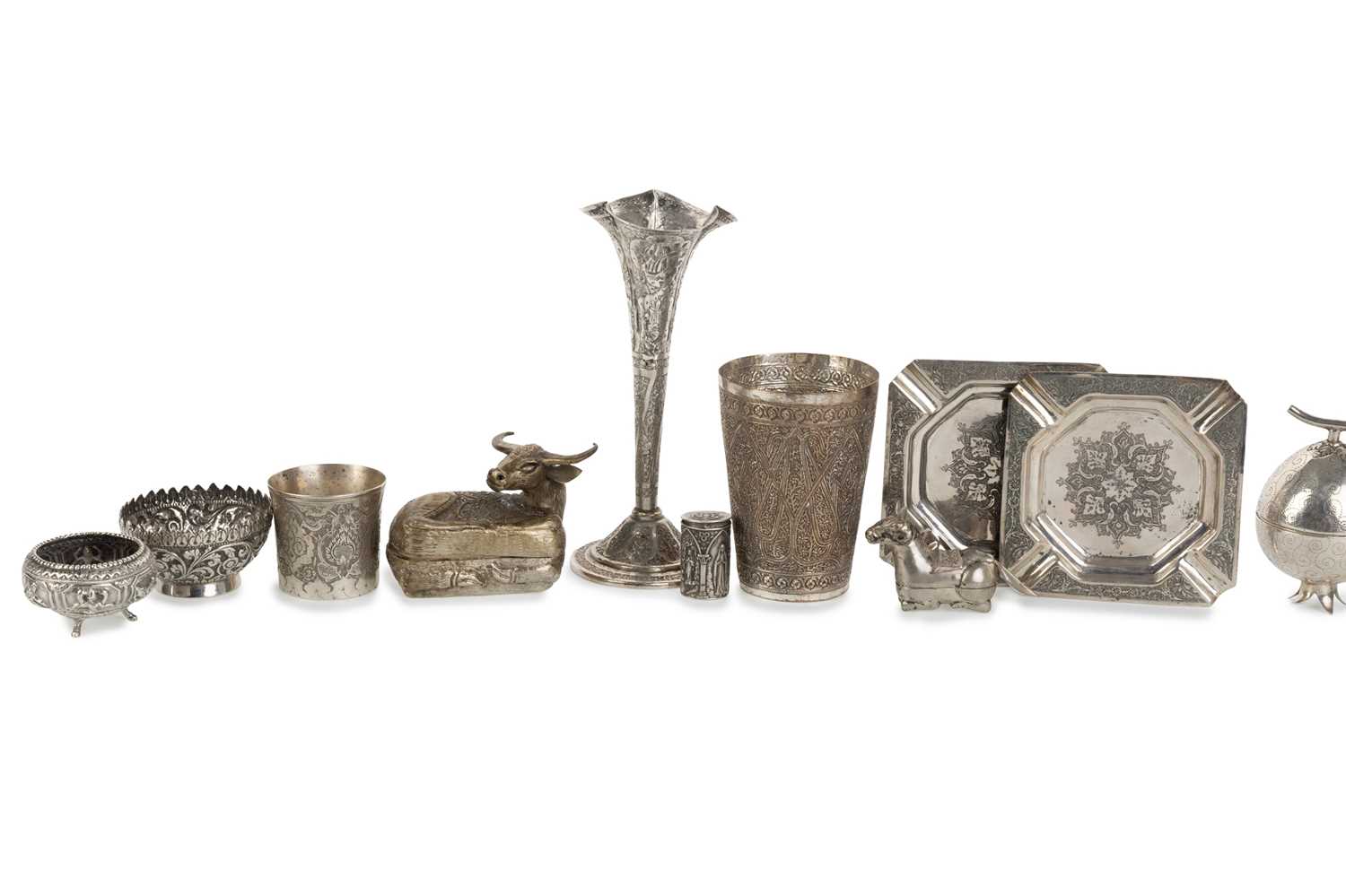 Lot 841 - GROUP OF ASIAN WHITE METAL WARES