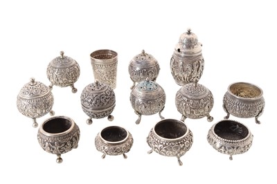 Lot 843 - GROUP OF INDIAN WHITE METAL ITEMS
