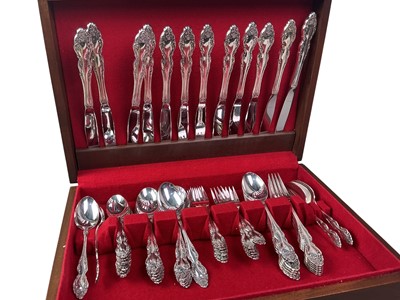 Lot 566 - TWO CANTEENS OF CUTLERY
