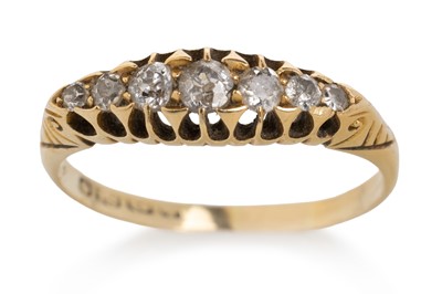 Lot 431 - VICTORIAN DIAMOND SEVEN STONE RING