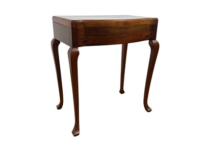 Lot 1463 - GEORGE V MAHOGANY CUTLERY CANTEEN TABLE