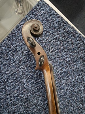 Lot 1026 - VIOLIN