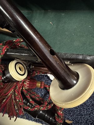 Lot 1029 - SET OF BAGPIPES