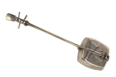 Lot 11 - NOVELTY SILVER SALT SHAKER