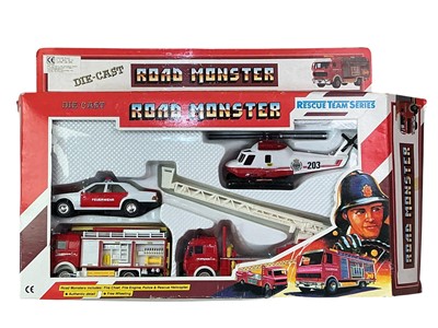 Lot 718 - COLLECTION OF DIECAST MODEL VEHICLES