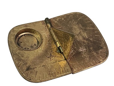 Lot 721 - POCKET SUNDIAL