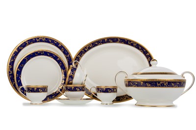 Lot 1473 - CONTEMPORARY ZEPTER INTERNATIONAL PART DINNER SERVICE