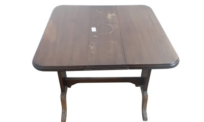 Lot 476 - VICTORIAN OAK SUTHERLAND TEA TABLE