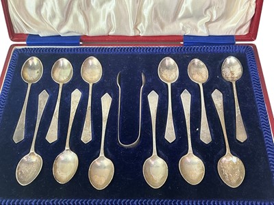 Lot 698 - SET OF TWELVE SILVER COFFEE SPOONS AND TONGS
