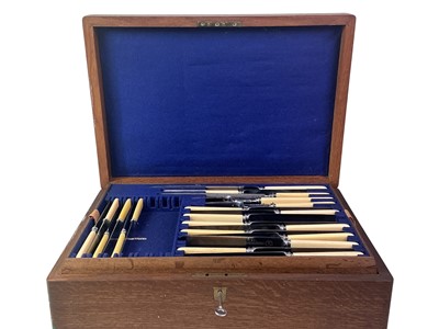 Lot 491 - GROUP OF SILVER PLATED CUTLERY