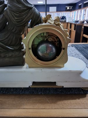 Lot 1033 - FRENCH GILTMETAL AND ALABASTER MANTEL CLOCK