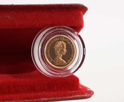 Lot 9 - ELIZABETH II GOLD PROOF HALF SOVEREIGN