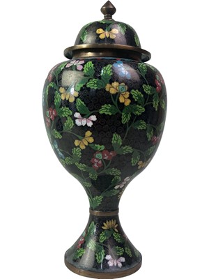Lot 774 - CHINESE CLOISONNÉ LIDDED JAR