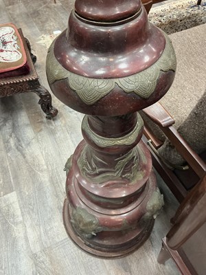 Lot 857 - LARGE AND UNUSUAL JAPANESE BRONZE FLOOR LAMP