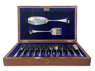 Lot 733 - ROBERT SCOTT, SUITE OF SILVER PLATED CUTLERY