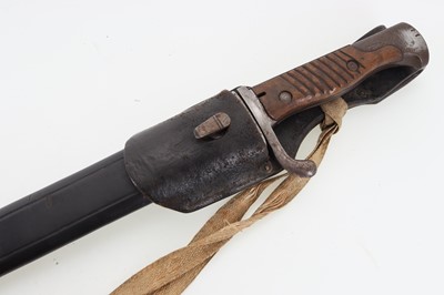 Lot 1202 - WWI IMPERIAL GERMAN SWORD BAYONET