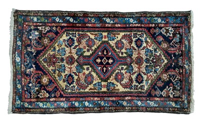 Lot 55 - KUBA RUG