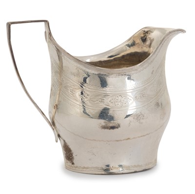 Lot 10 - GEORGE III SILVER CREAM JUG