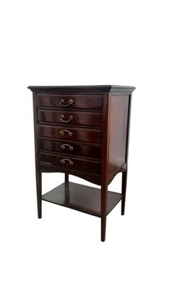 Lot 330 - EDWARDIAN MAHOGANY MUSIC CABINET