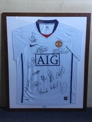 Lot 1777 - MANCHESTER UNITED F.C. JERSEY