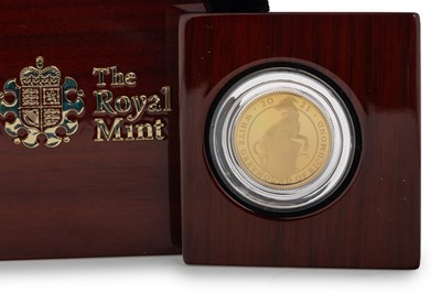Lot 15 - ELIZABETH II THE QUEEN'S BEASTS, THE WHITE GREYHOUND OF RICHMOND QUARTER OUNCE GOLD PROOF COIN