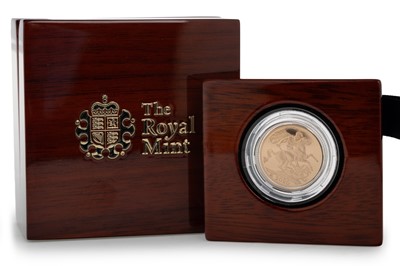 Lot 33 - ELIZABETH II GOLD PROOF SOVEREIGN