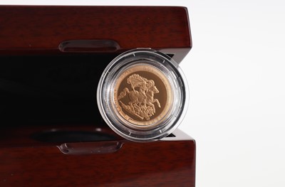 Lot 34 - ELIZABETH II GOLD PROOF SOVEREIGN