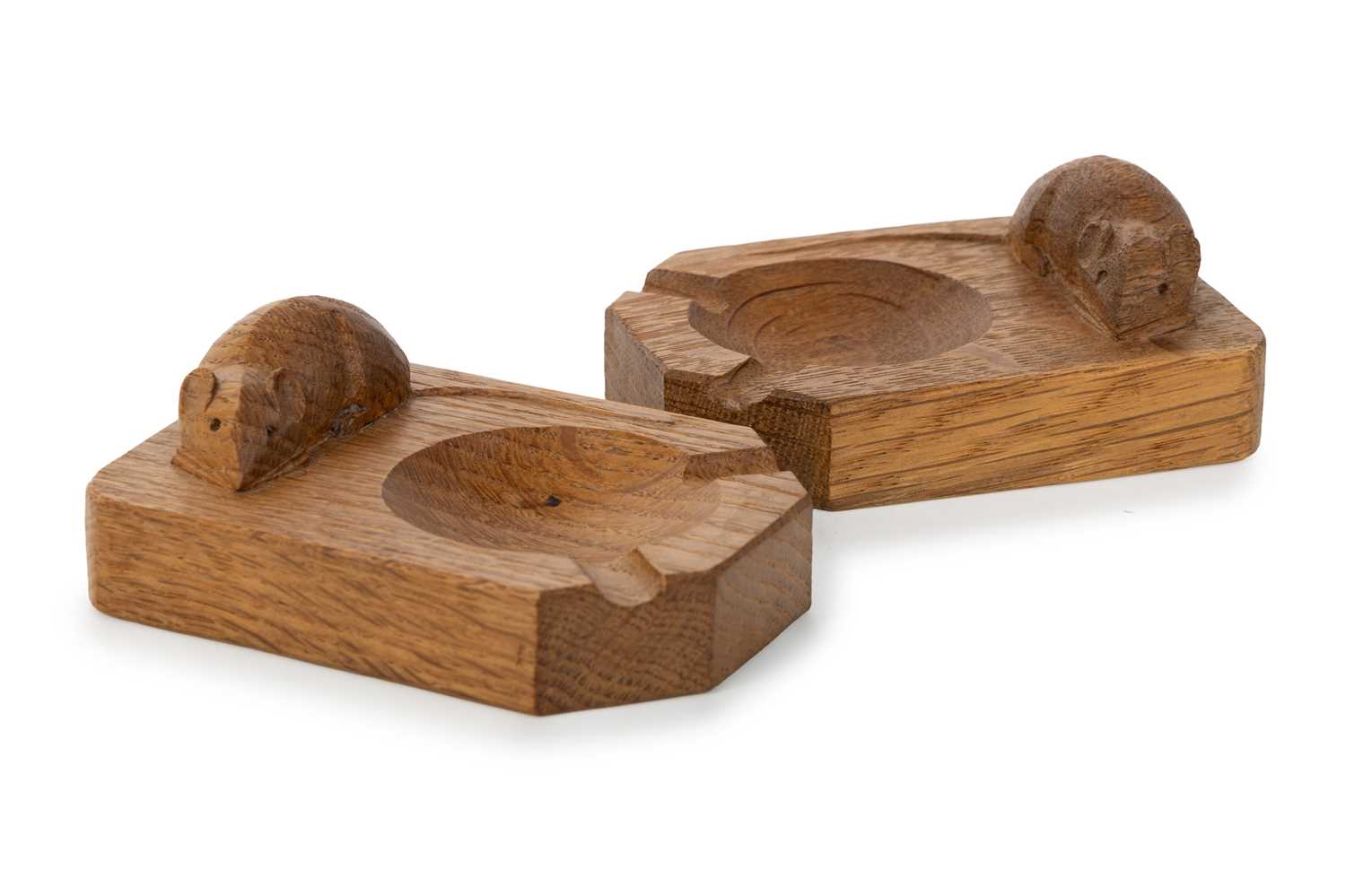 Lot PAIR OF 'MOUSEMAN' OAK ASH DISHES