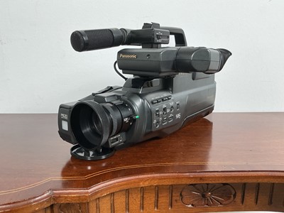 Lot 364 - PANASONIC Hi-Fi STEREO VIDEOCAMERA