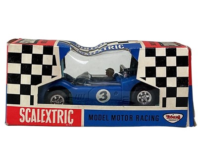 Lot 374 - GROUP OF SCALEXTRIC ITEMS