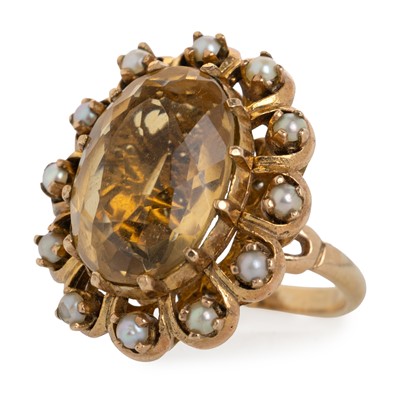 Lot 501 - LARGE CLUSTER COCKTAIL RING