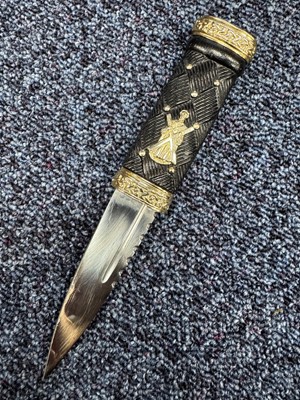 Lot 1224 - SCOTTISH SGIAN DUBH