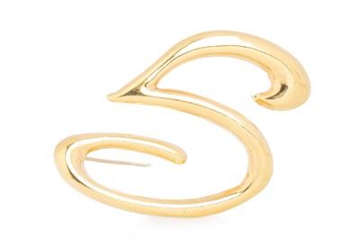 Lot 505 - GOLD INITIAL BROOCH