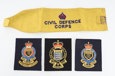 Lot 1228 - BLACK WATCH GREEN SERGE TAM O SHANTER