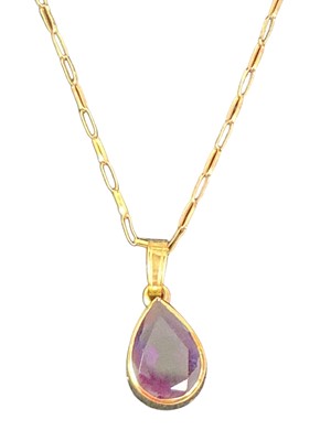 Lot 515 - AMETHYST PENDANT