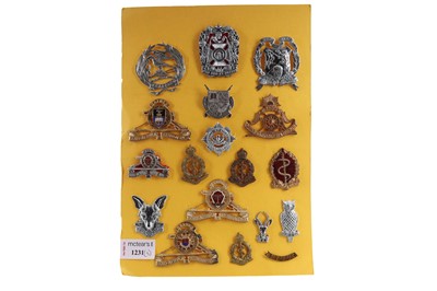 Lot 1231 - COLLECTION OF SOUTH AFRICAN CAP BADGES