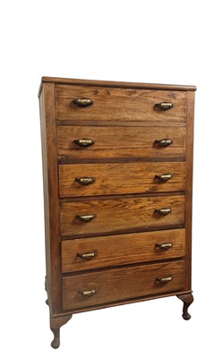 Lot 233 - OAK CHEST OF DRAWERS