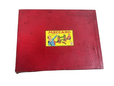 Lot 239 - COLLECTION OF VINTAGE GAMES