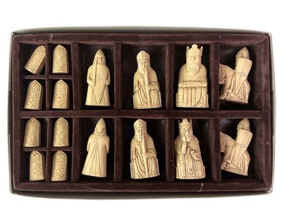 Lot 550 - SET OF REPRODUCTION LEWIS CHESS PIECES