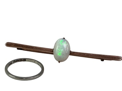 Lot 568 - GOLD WEDDING RING AND AN OPAL BAR BROOCH